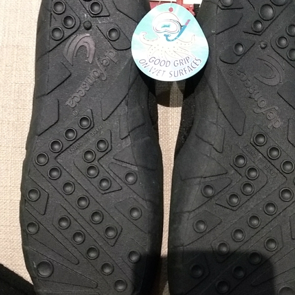 Water/Surf  Shoes. Imported from Italy - Picture 2 of 4